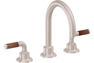 Descanso 8" Widespread Lavatory Faucet — image 1