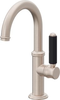 Del Mar Single Hole Lavatory/Bar/Prep Faucet - Low Spout — image 1