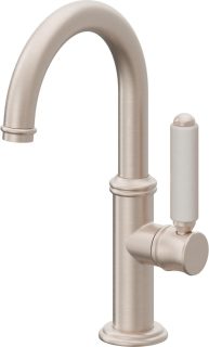 Del Mar Single Hole Lavatory/Bar/Prep Faucet - Low Spout — image 1