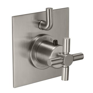 TACO Marine On-Board Handle With 30 Degree Mount - Stainless Steel Grip For Boats, Fits 1-5/8" Rod Holders
